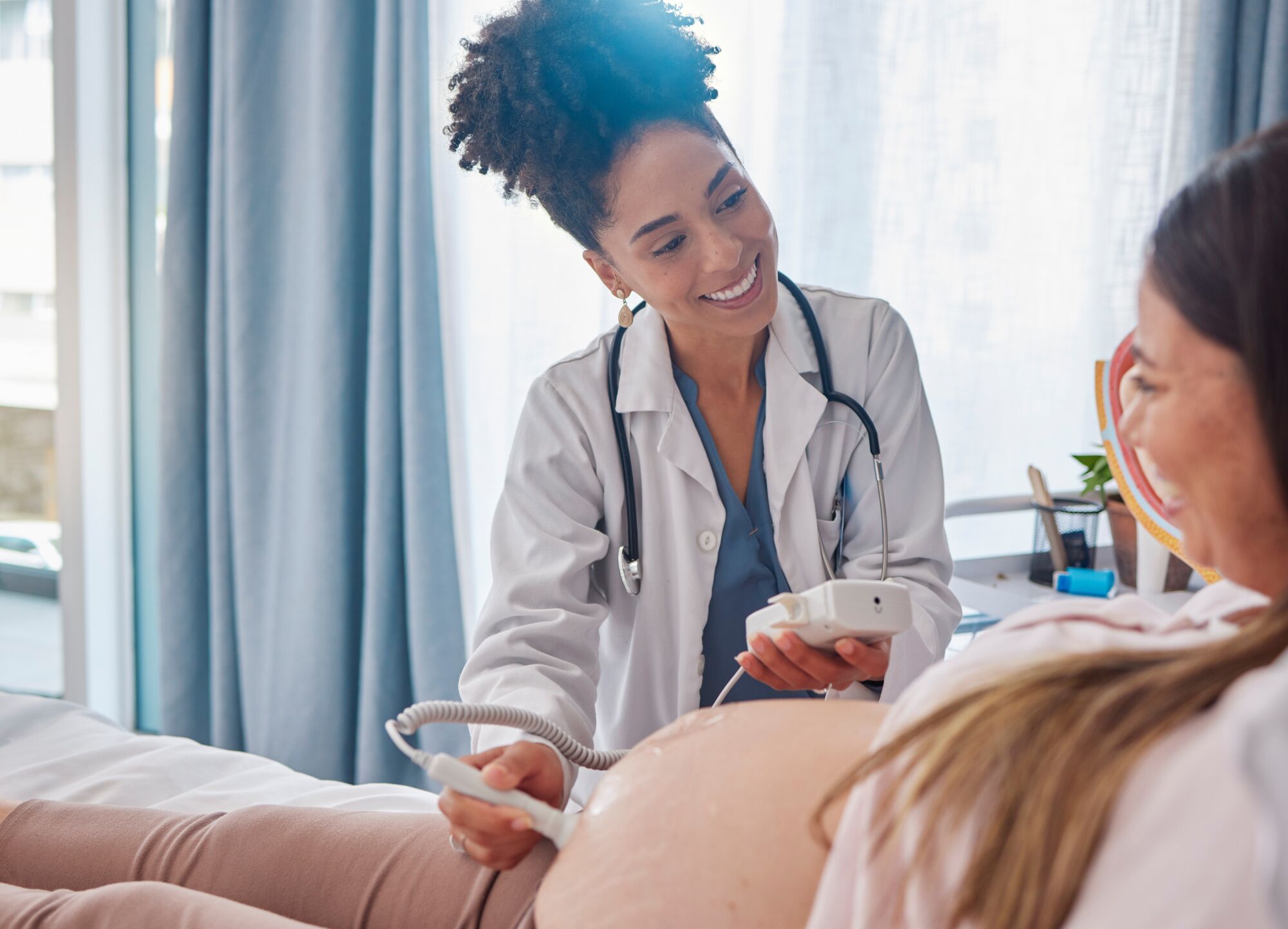 Why Train for a Career as a Diagnostic Medical Sonographer?